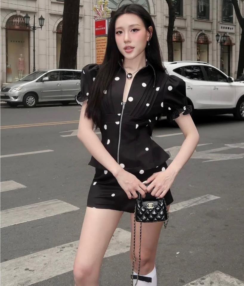 KITTI-T Set (2) ชิ้น เสื้อ+กางเกง เติมความสดใสด้วยลายจุดสุดคิวท์
